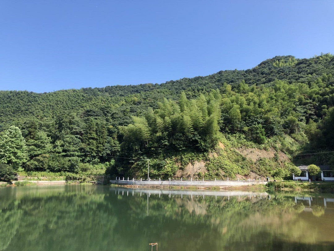 砥礪前行 共贏未來——湖南耀邦實業集團2018年半年度經營分析會暨公司高管述職會